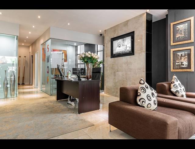 205M² OFFICE FOR SALE IN CAPE TOWN CITY CENTRE